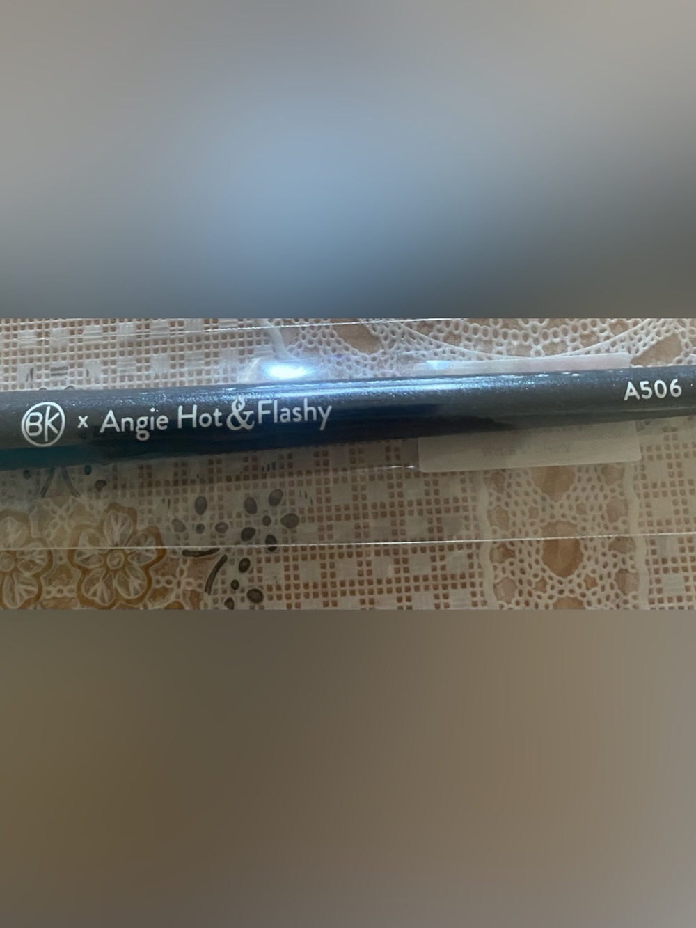 BK BEAUTY ANGIE HOT & FLASHY A506 CONCEALER.